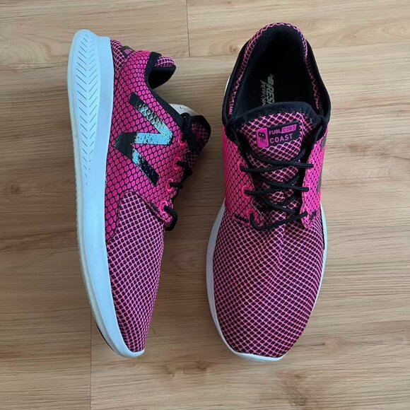 Neon pink and black New Balance 696 trainers #neonpink #sneakers Women 8.5 US - Picture 1 of 7